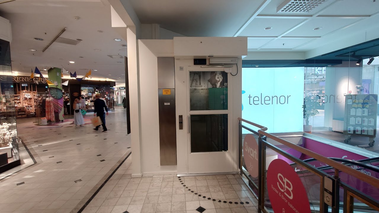 2017 KONE ProSpace Belt-Driven MRL-Traction Elevator @ St. Per Gallerian, Uppsala, Sweden!