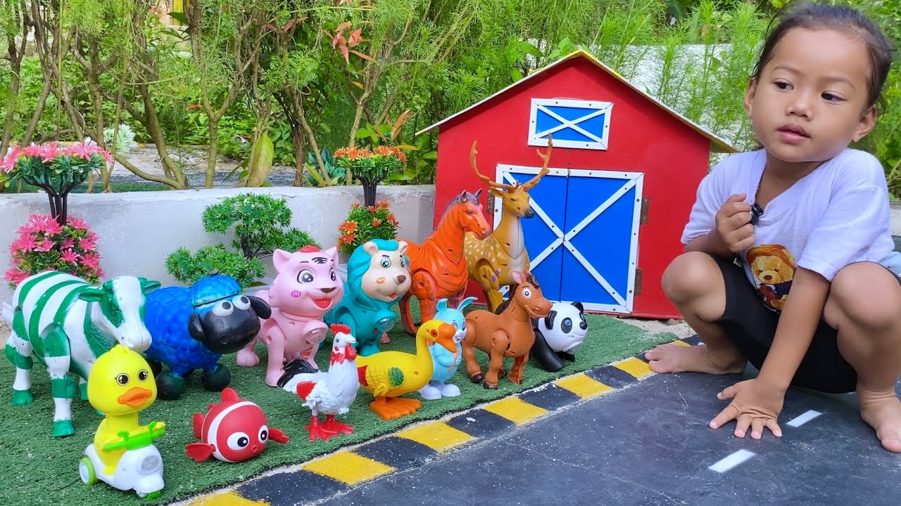 MENEMUKAN MAINAN HEWAN LUCU 🐄😾 BELAJAR NAMA DAN SUARA HEWAN 