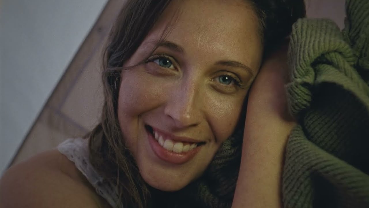 Watch Alice Merton - Ignorance is Bliss (Official Video) on YouTube Watch Alice Merton - Ignorance is Bliss (Official Video) on YouTube