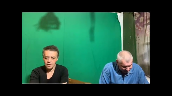 Таню повысили,Олег не выдержал надел тарелку с макаронами на голову таньке.