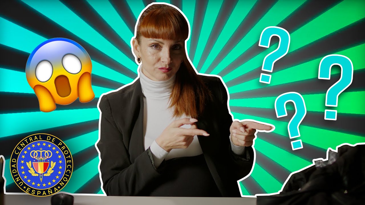 Alicia Sierra | ¿Qué hay en mi bolso?