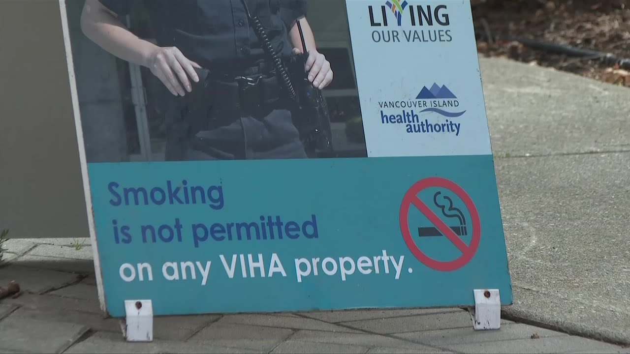 Smoking benches to be reinstalled at Victoria’s Royal Jubilee hospital