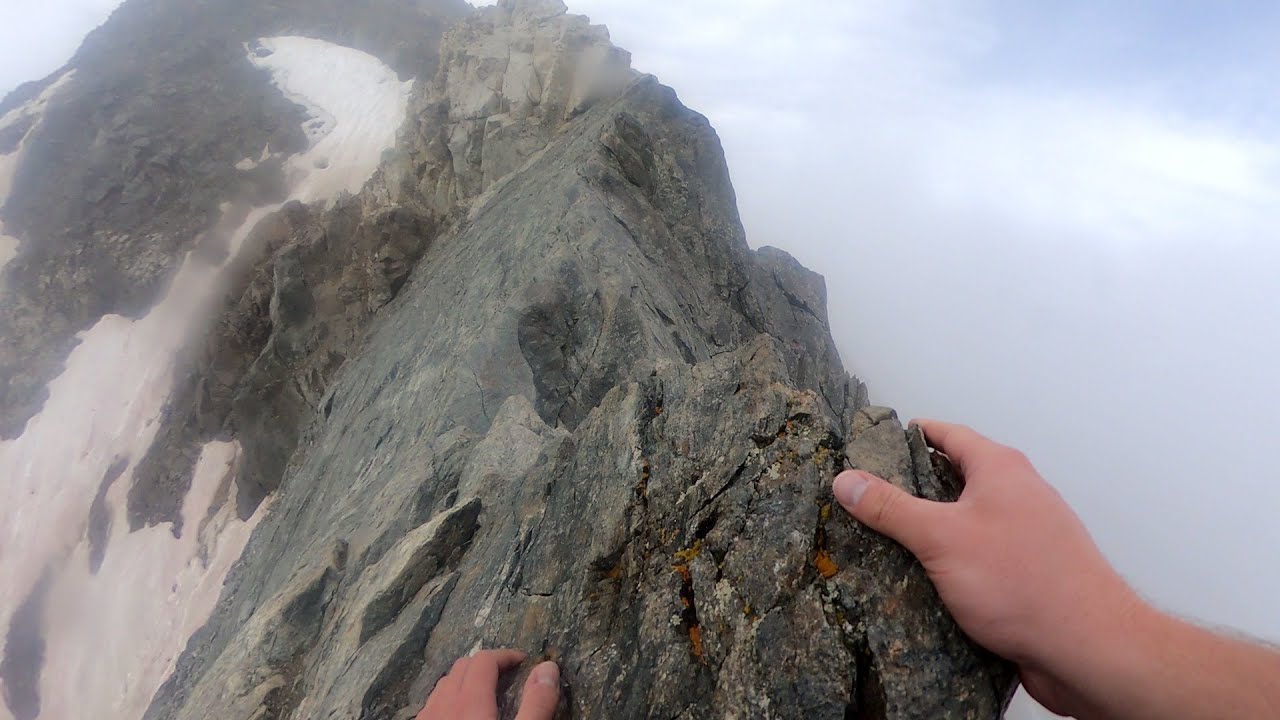 Climbing the famous Knife's Edge along Kelso Ridge YouTube