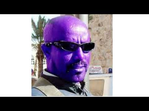 Негр в фиолетовом мем