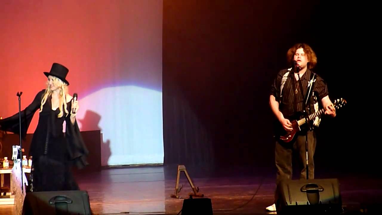 Fleetwood Mix - Go Your Own Way - (Fleetwood Mac Tribute Band) - YouTube