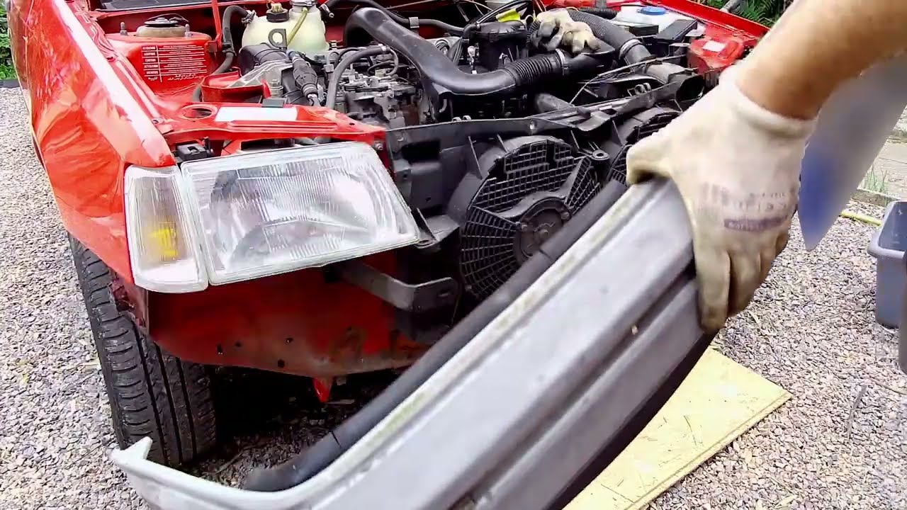 002 - 205 Démontage Parechoc Avant