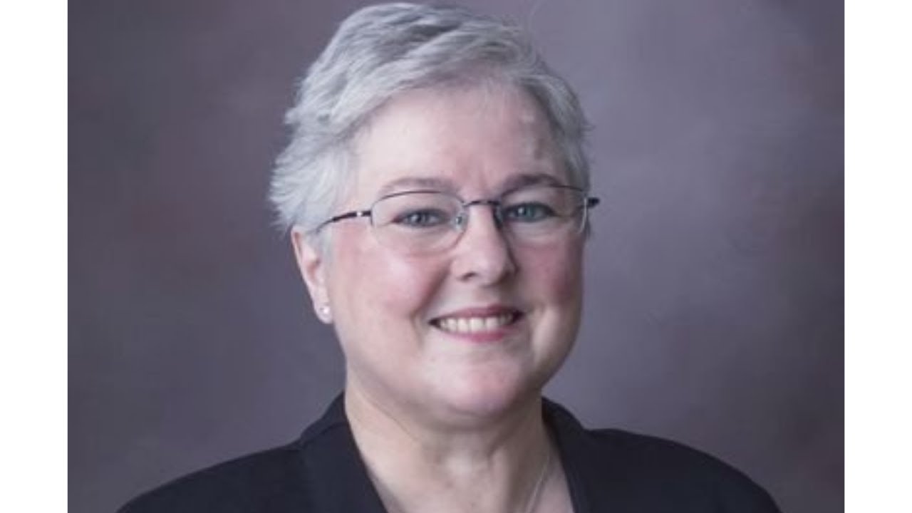 Tom and Rachi chat with Mary Pat Poteet