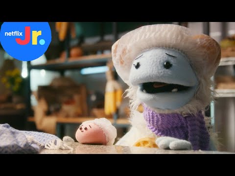 Waffles + Mochi's Restaurant Trailer | Netflix Jr