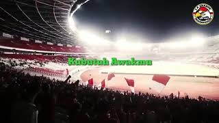 Suporter timnas pada nyanyi kartonyo medot janji