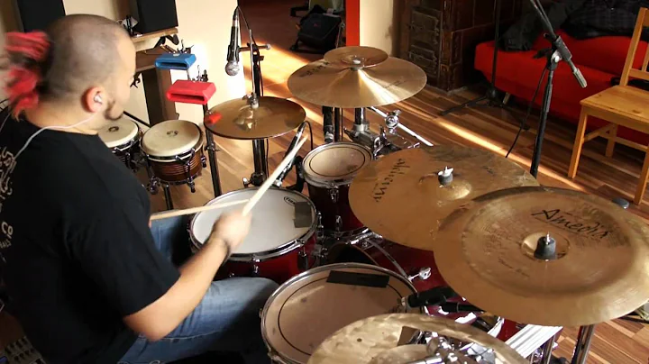 Aleksander Ostrowski - slave to the rhythm (Grace ...