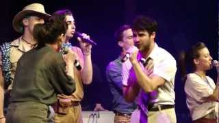 Not Alone  Darren Criss & Jamie Lyn Beatty  Apocalyptour, Los Angeles (May 24, 2012) [1080p HD]