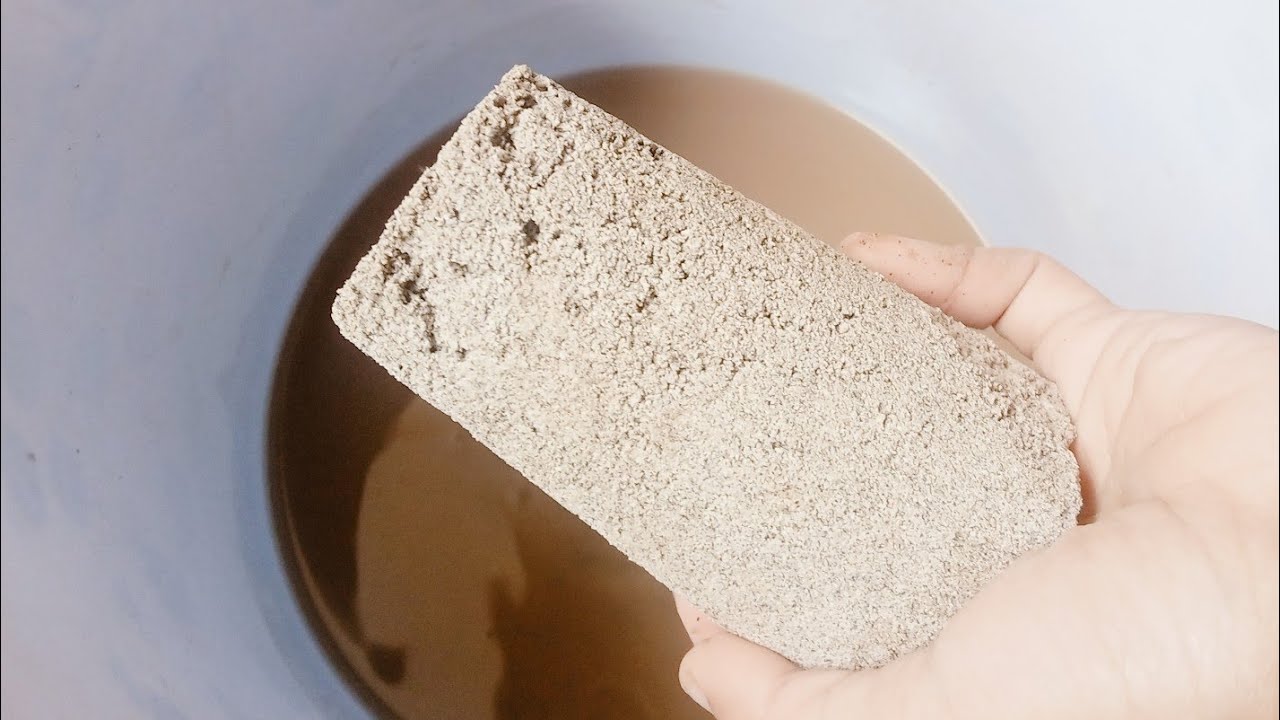 gritty white sand cement water crumble