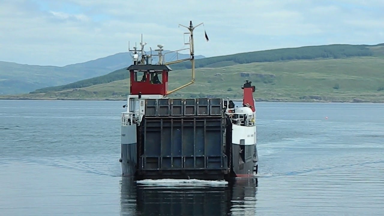 MV Loch Tarbert Arriving Into Tobermory