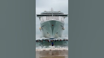Thumbnail of Massive cruise ship making an epic beach approach 😲🌊🚢