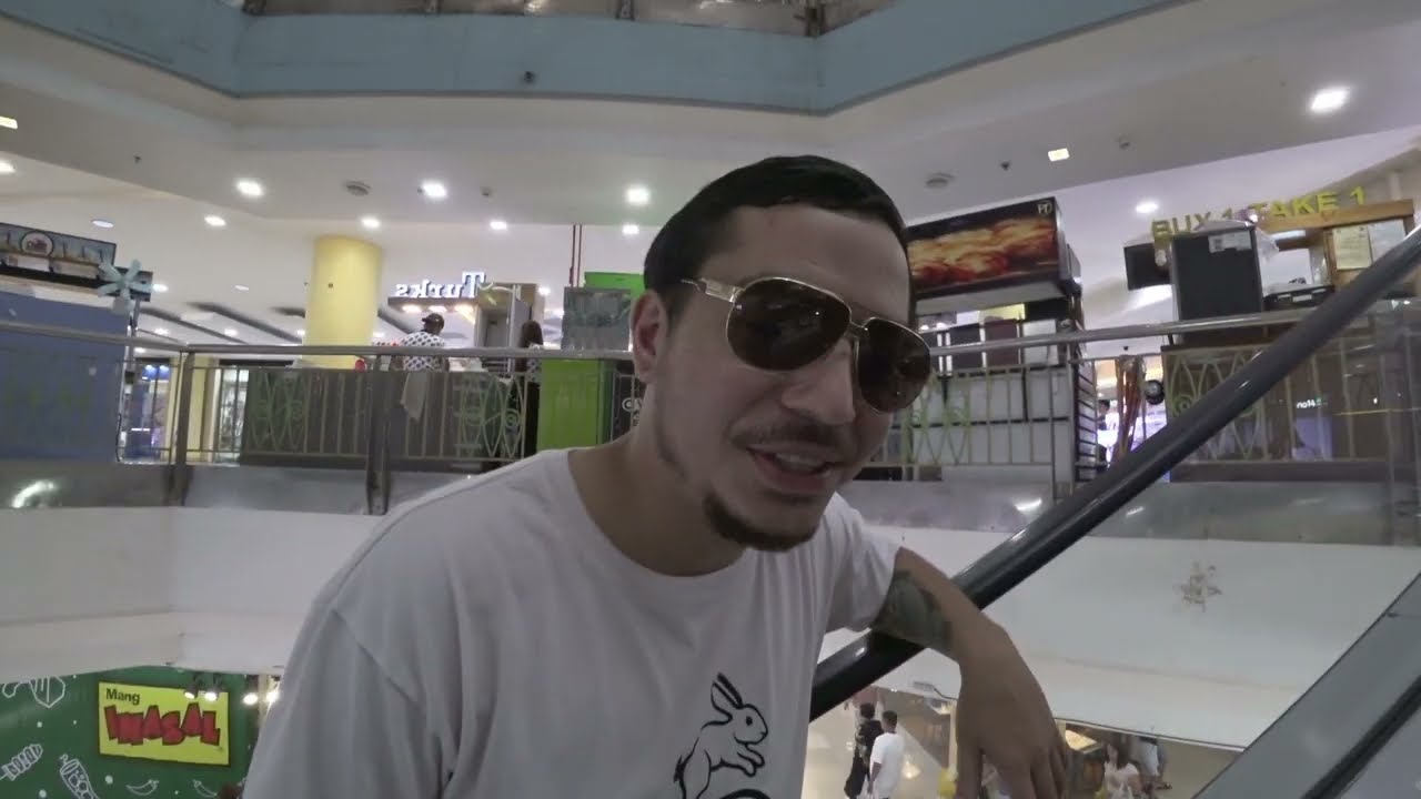 PHILIPPINES TRAVEL VLOG | BUYING A COMPUTER | EPISODE 27 🇵🇭