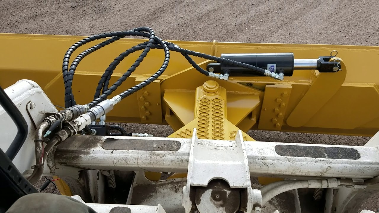 New extreme duty dozer blade.