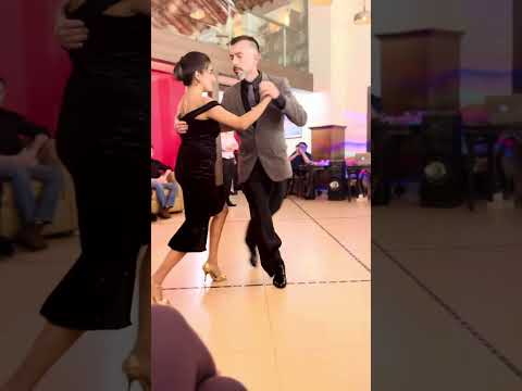 Performance with Alejandro Hermida and Kruti. Jan‘24. #tango #tangoargentino #tangoperformance