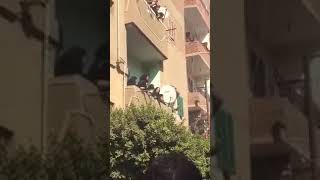 مظاهرات عارمه امام منزل محمود البنا