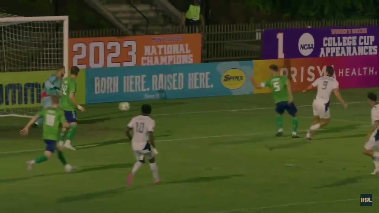 EXTRA TIME EP: 16: Fierce rivals come to town