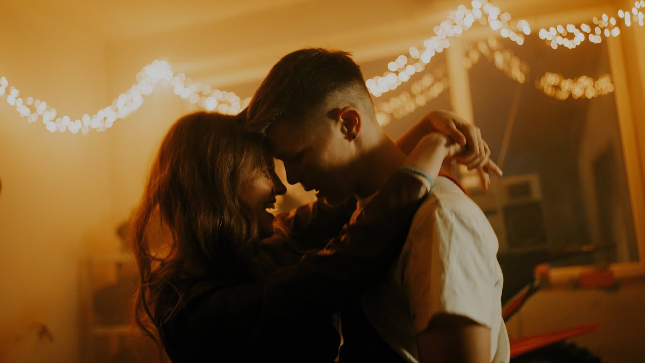 DreamFlow - Semmi komoly (Hivatalos videóklip)