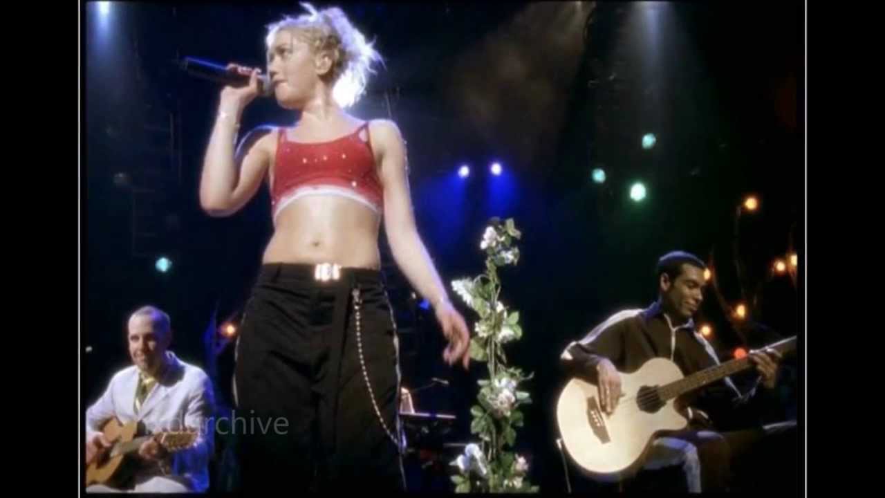 who did no doubt tour with in 1997