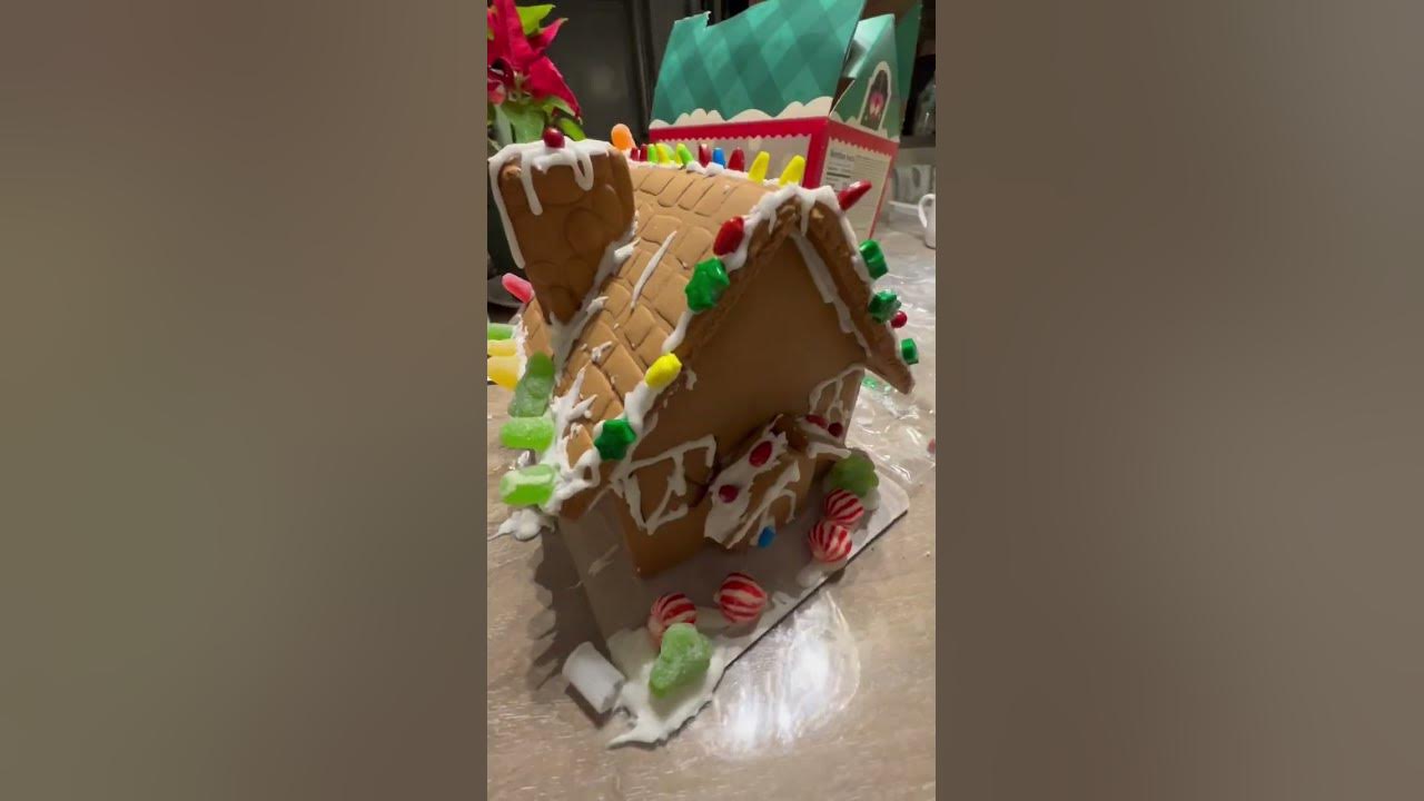 Gingerbread house 🎄 #shorts #short