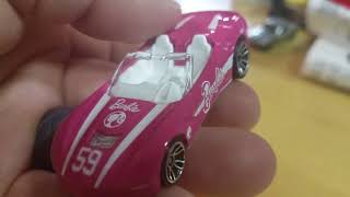 Hot Wheels 2018 Barbie Corvette Stingray 14 pink movie Cars unboxing review