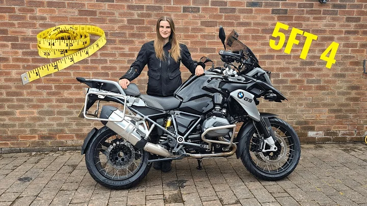 Secrets on how to ride a BIG BMW R 1200 GS as a sh...