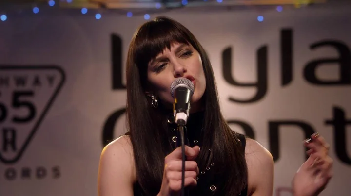 Aubrey Peeples (Layla) Sings "Soul Survivor" - Nas...