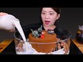 🎂Chocolate cake with Milk😍요즘 환장한다는 우유에 케이크말아먹기!😆 [Chocolate cake, Maltesers, Milk] Mukbang