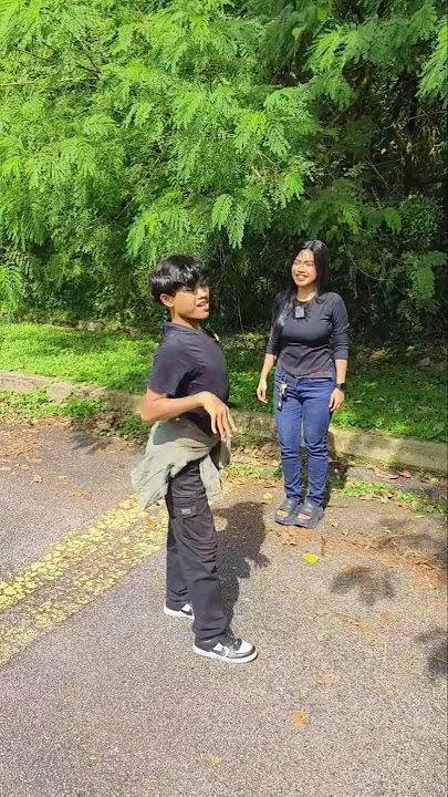 Adik bongsu yang menyakitkan hati 🙄