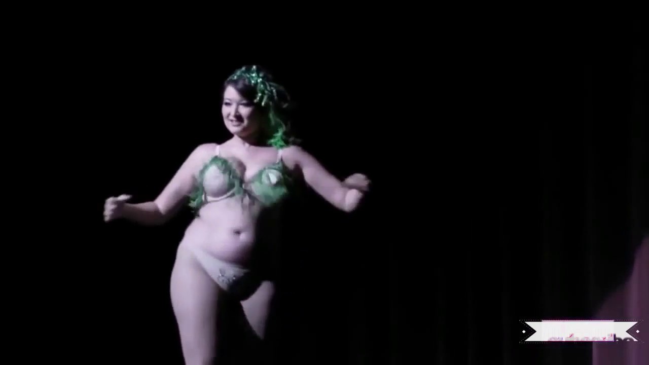 club dance without dress Best Open Stage Dance Show : Must Watch Open Dance without dress latest 2017