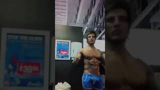 Zyzz changeroom posing in 2010 (Rare and Unseen) #zyzz #rare #aesthetic #gym #looksmaxxing #alpha