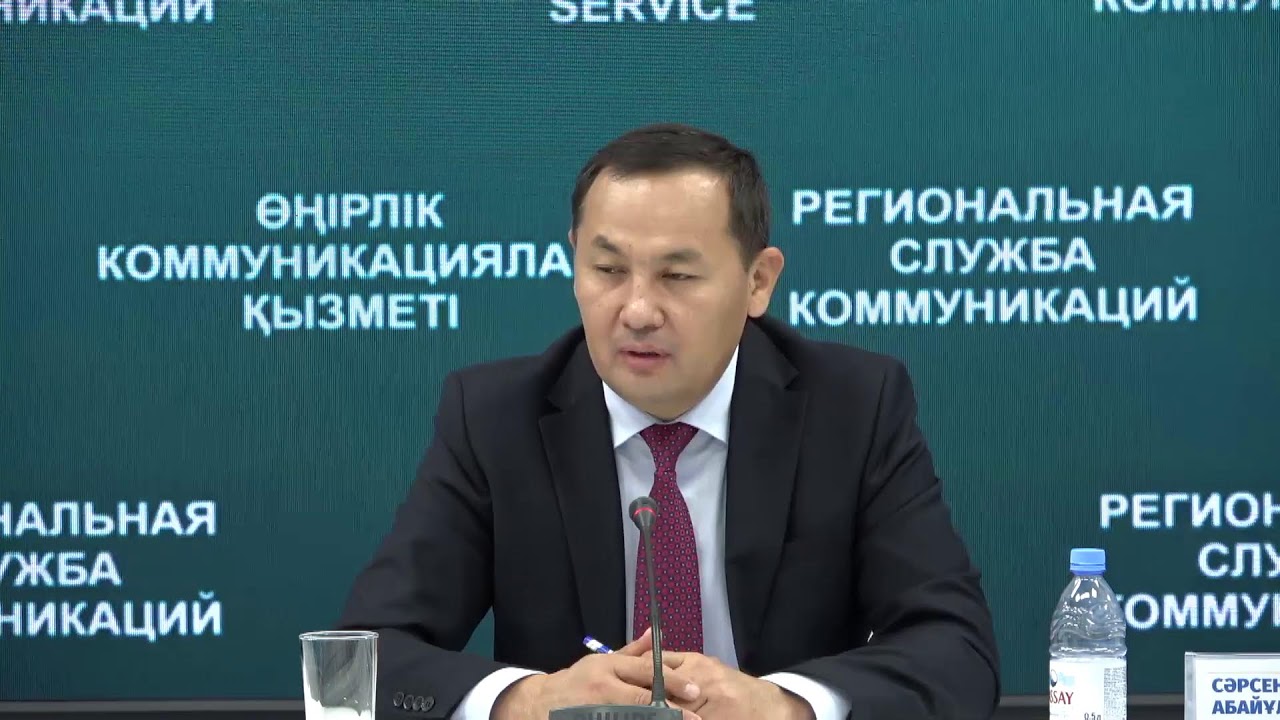 Артқы жағындағы порно иероглифтер Әйелдердің жалаңаш кең жамбастары