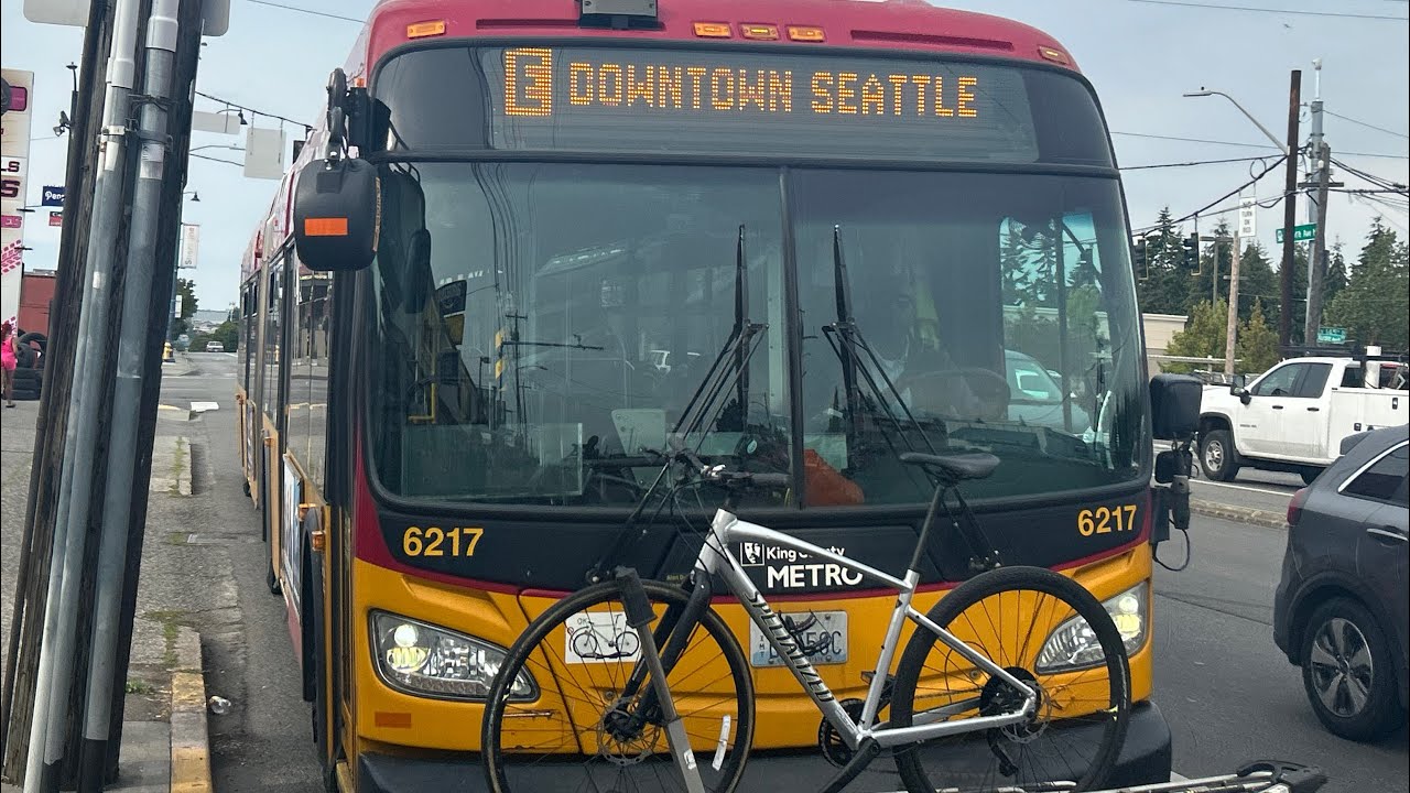 King County Metro RapidRide E Line Along Aurora YouTube king-county-metro-rapidride-e-line-along-aurora-youtube