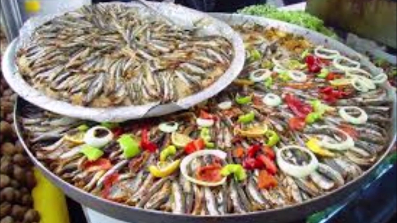 Бергене блюдо. Шведский стол морепродукты. Морепродукты в турции. Морепродукты в турции. Морепродукты в турции на шведском столе.