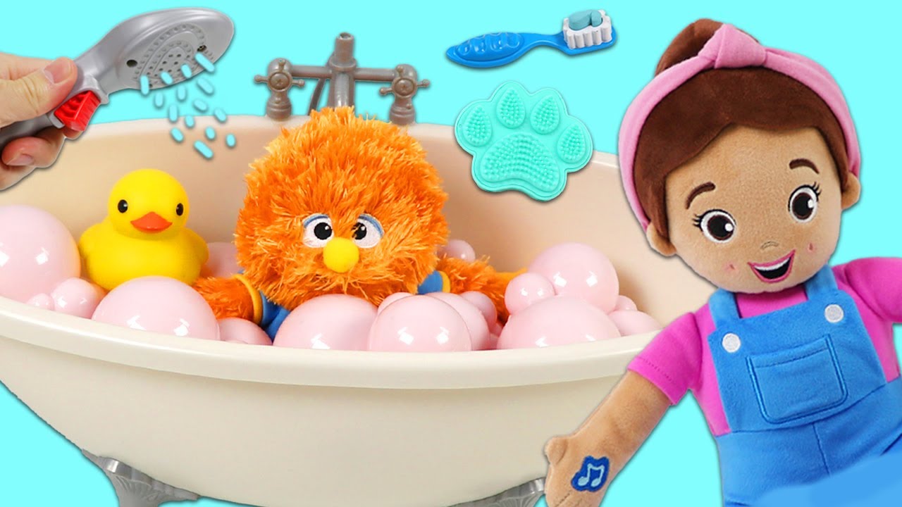 Mrs. Rachel Bedtime Routine Ms. Rachel Helps Herbie with Bubble Bath Bedtime Routine! - YouTube