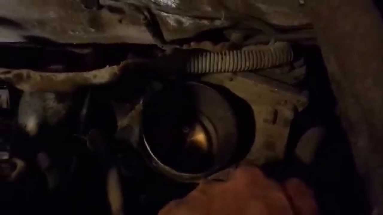 Kak Besplatno Ustranit Stuk Ili Skrip Dveri Bagazhnika V Tojote Rav 4 Toyota Rav 4 Iii 2007 Youtube