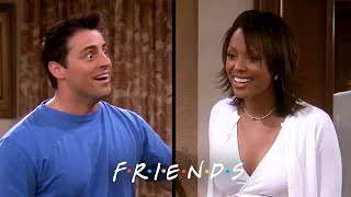 Download Lagu Joey's Girlfriend Wears Thongs (Kinda) | Friends MP3 Download Lagu Joey's Girlfriend Wears Thongs (Kinda) | Friends MP3