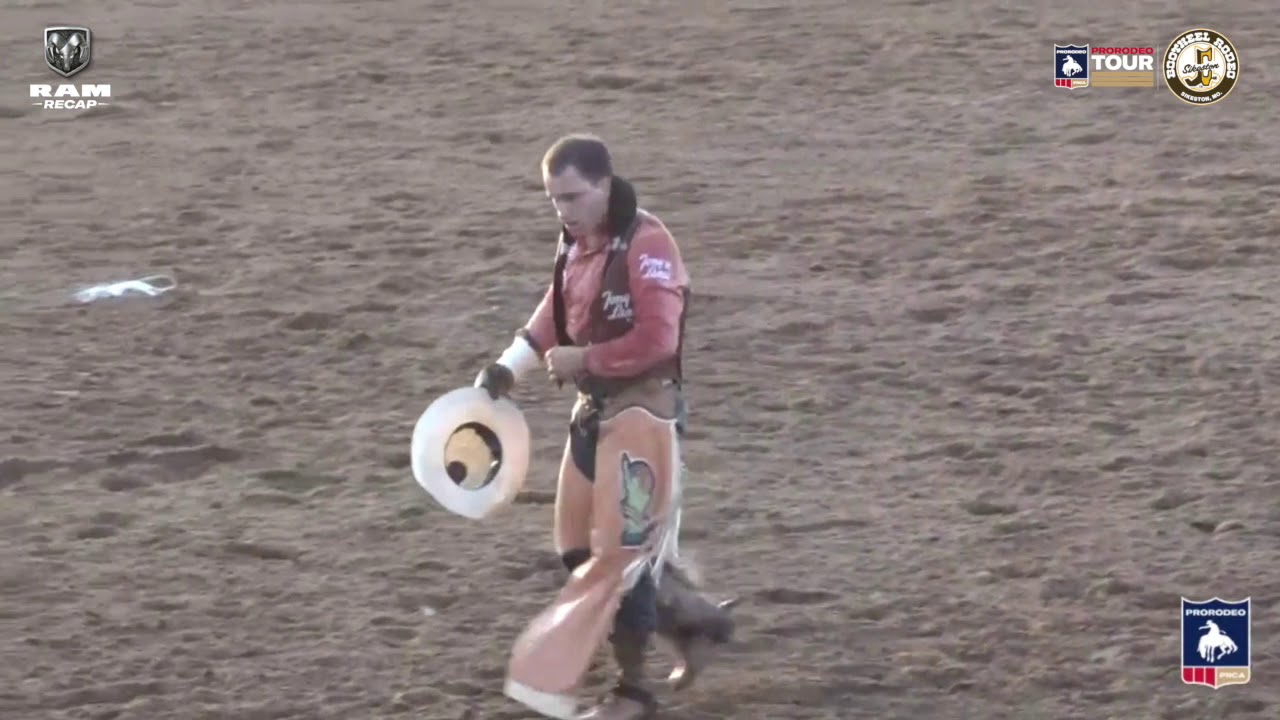 Jake Brown | 2019 Sikeston Rodeo | Bareback Riding Champion - YouTube