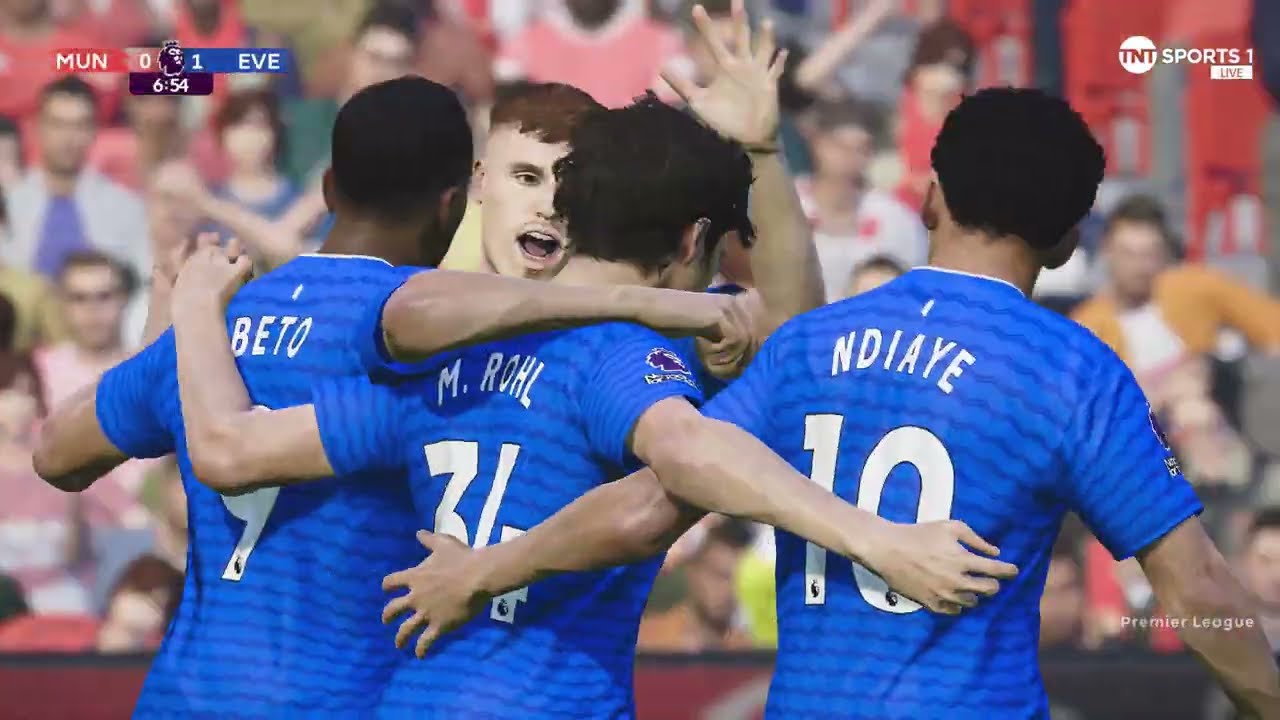 Manchester United vs Everton - Matchday #30