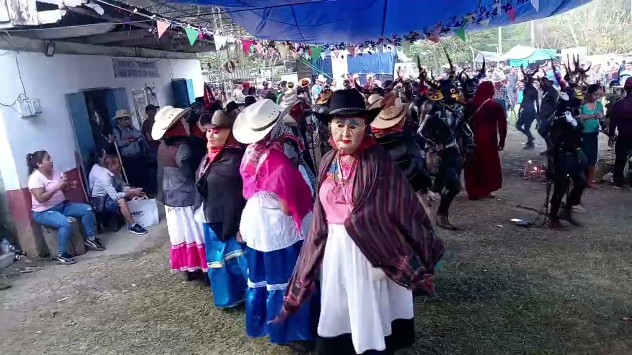 Huitzitzilco carnaval día Miércoles 👹👺