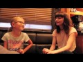 Capture de la vidéo Kids Interview Bands - Chvrches