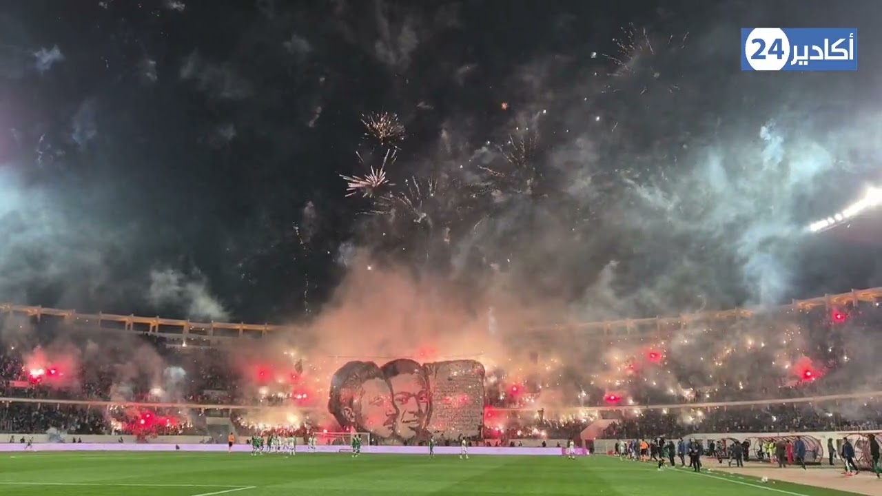 تيفو يخطف الأنظار ويشعل مدرجات حسنية أكادير