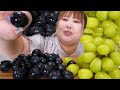 体重135kgがシャインマスカットを食べるだけの動画。