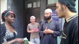 Двойная шахада в центре Ноттингема | Принятие Ислама