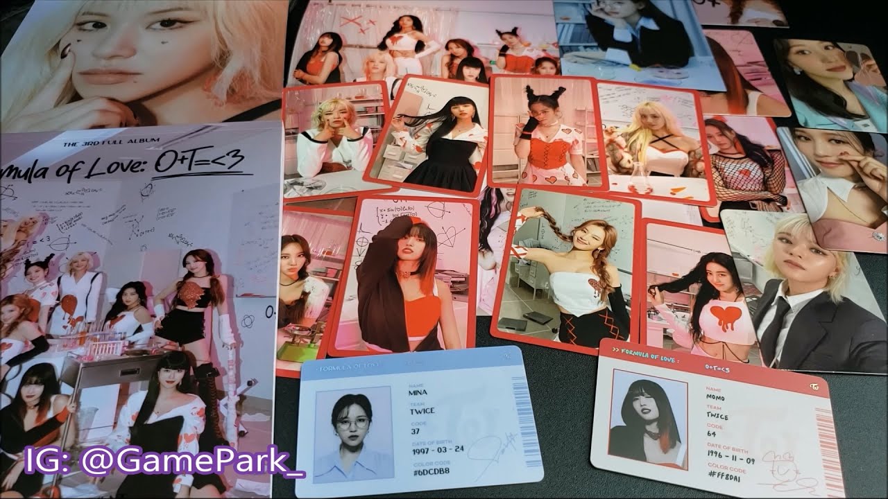 TWICE : 'Formula of Love' Album Unboxing! So Much Stuff!