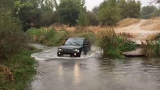 Another bath Range Rover Sport