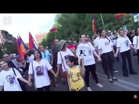 даже в Армении Путин Хуйло