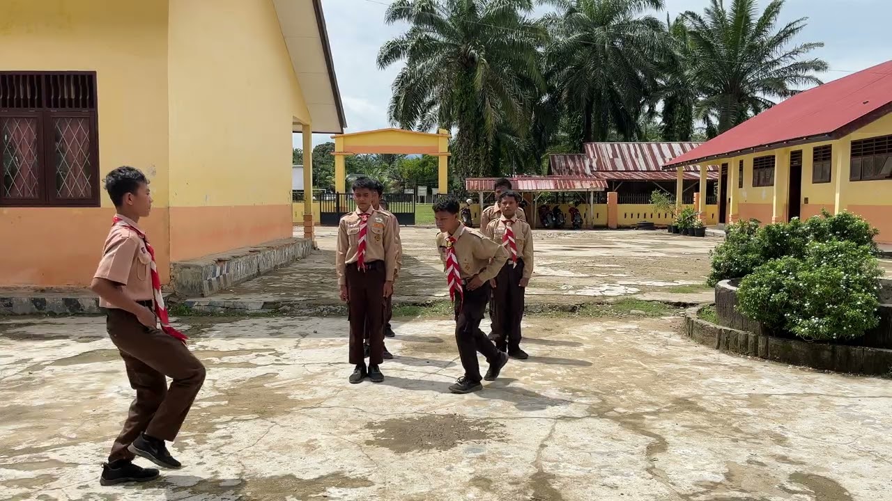 Yel Yel Pramuka Terbaru (SMPN2 Lubuk Barumun)